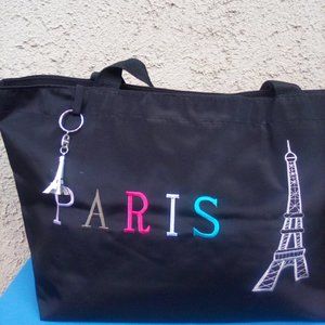 PARIS TOTE WITH EIFFEL TOWER KEY RING